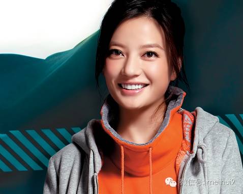 赵薇回应离婚不得已搬出女儿小四月