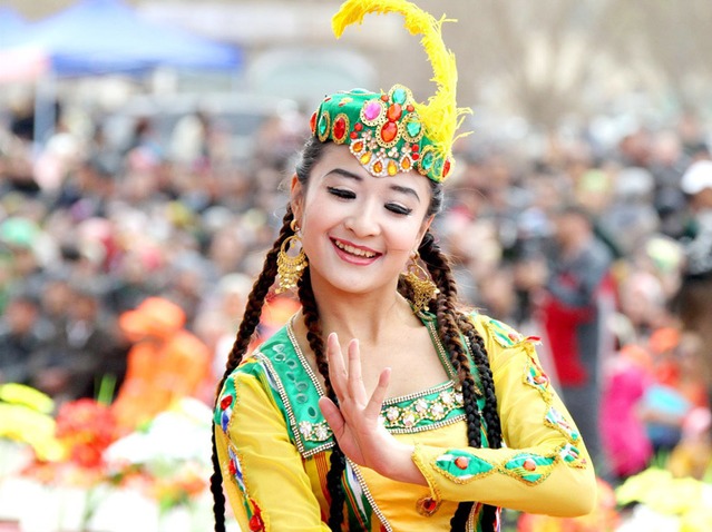 【俪莎国际文化】新疆:喜庆诺肉孜节