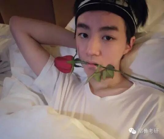 王俊凯邀请你参加活动啦!快 点 开~