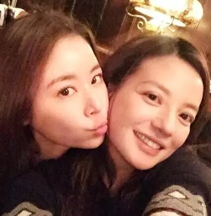 妆腔客|林心如赵薇范冰冰同框 双眼皮姐妹花爱放电