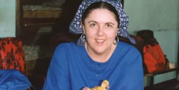 18岁怀孕,22岁离婚,单亲妈妈带大两个混血孩子,还教出一个美国总统-怀孕期