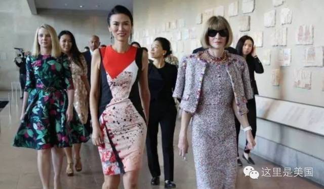 邓文迪高调示爱伊万卡，开名媛后宫我只服她(图)