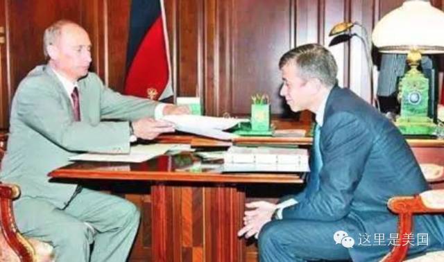 邓文迪高调示爱伊万卡，开名媛后宫我只服她(图)