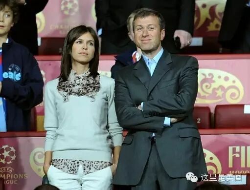 邓文迪高调示爱伊万卡，开名媛后宫我只服她(图)