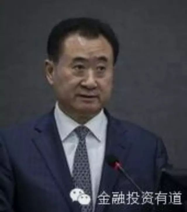 王健林唱崔健《假行僧》:明明可以靠摇滚吃饭,还辛辛苦...