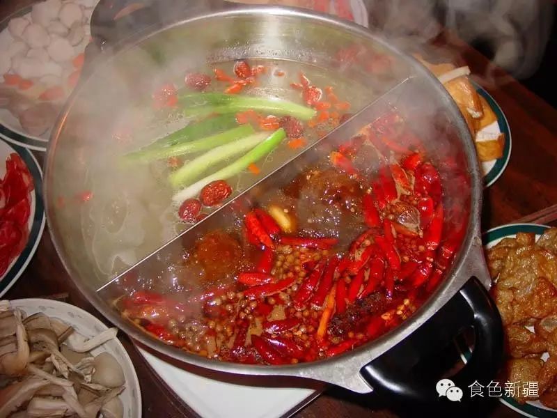 挂架鸭肠必点,酥肉和红糖糍粑女孩小孩喜欢吃,还可点健康的橄榄油火锅