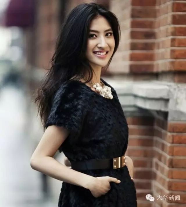 偶像剧《校花攻略》优酷首播 纽约女孩杨凯琳逆袭另类女生
