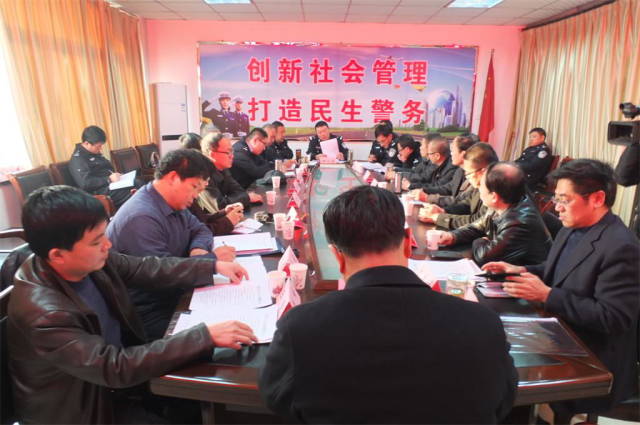 汾阳市政协在交警大队召开五届四次提案答复座谈会 - 汾阳市公安局交警大队 - 汾阳交警 汾阳市政协在交警大队召开五届四次提案答复座谈会 - 汾阳市公安局交警大队 - 汾阳交警