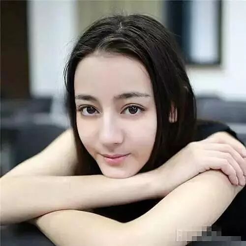 越独特越有人气!迪丽热巴的混血妆来啦!