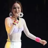 【亮瞎了】邓紫棋弃皮裤从渔网,内衣外穿卡阴装再现江湖!