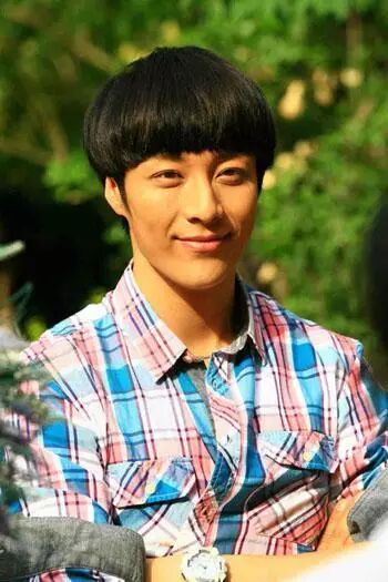 最近很火的日本逗比剧_爱有多远电视剧_尼克杨逗比集锦