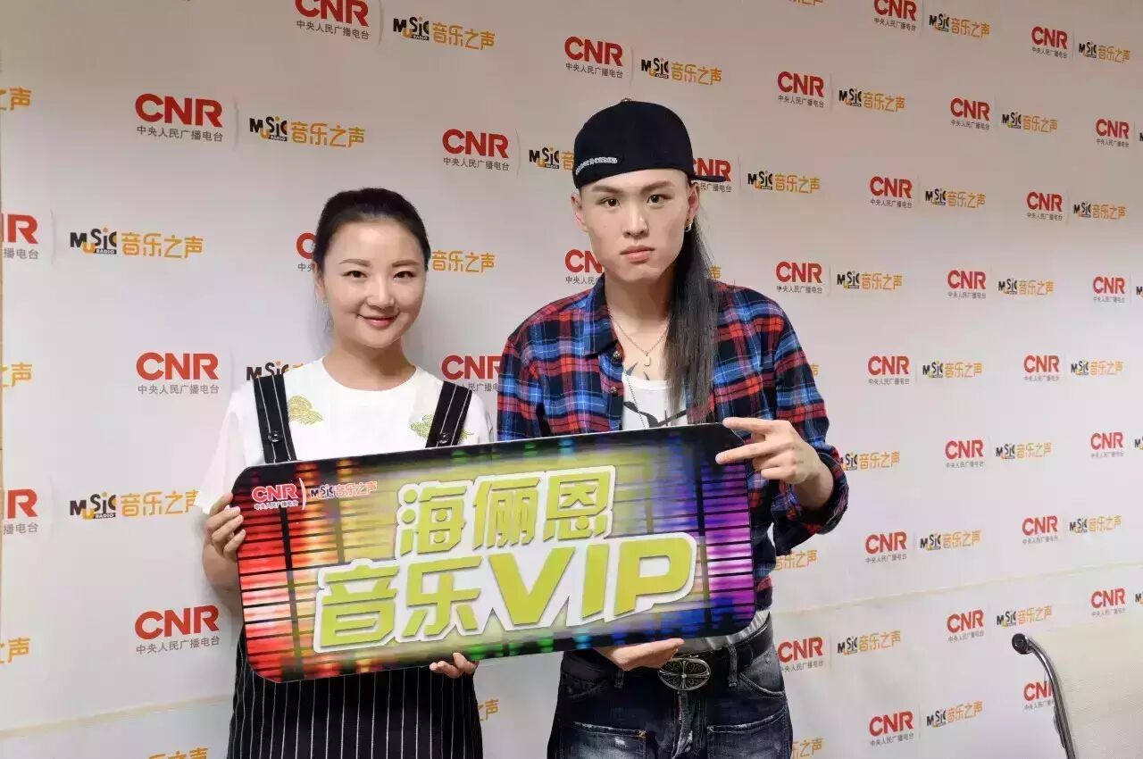 张玮是谁:生而不同的音乐疯子!