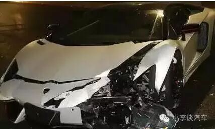 李易峰豪车撞桥墩! 细数那些年被明星撞过的桥墩!