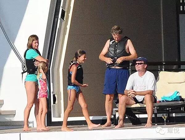 比尔盖茨大溪地度假