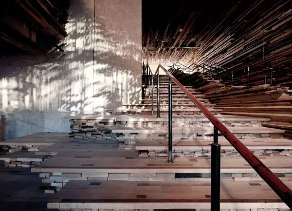 给你光与木材，你能造出什么样的空间？