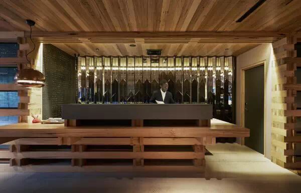 给你光与木材，你能造出什么样的空间？