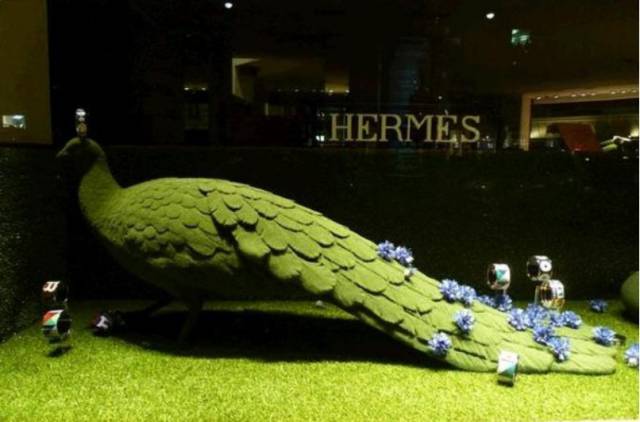 光如何体现空间的艺术性？