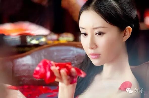 细数这些年刘诗诗拍过的戏,发现惊人规律,与杨幂赵丽颖...