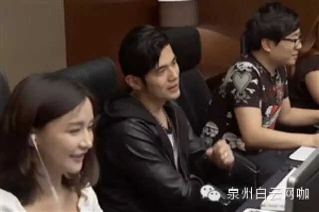 黄立成爆料和周杰伦LOL双排9连跪,周董打野剑圣其实很...