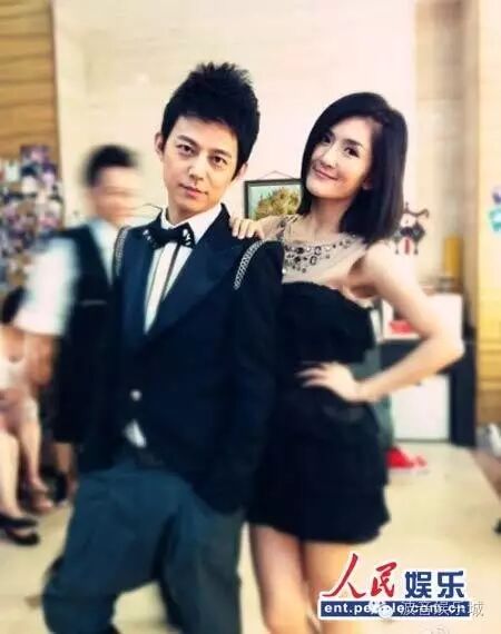 何炅欲踢走汪涵做一哥? 扒一扒何炅17年隐秘情史