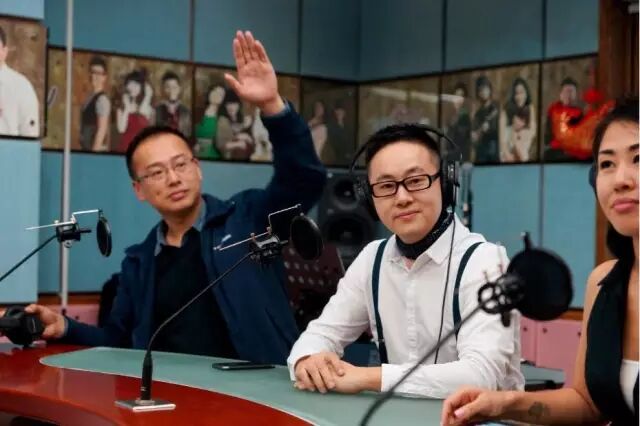 传媒公司奖项名称_胡桃里创始人是谁_传媒奖项