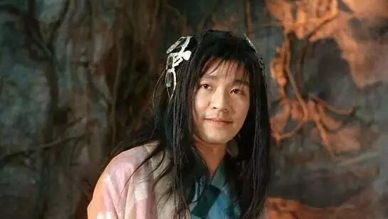 香港电影八大“美女”,张国荣、周星驰、刘德华男扮女装...