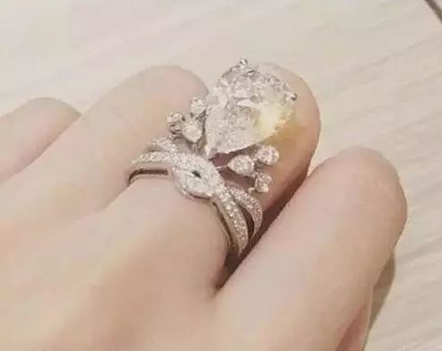 黄晓明婚礼,让中 国 败坏的世 风 雪上加霜!!