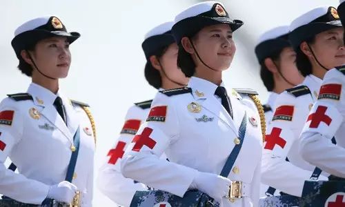 9·3阅兵中唯一女兵方队高清照片,这才是女神!