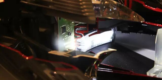 芝麻一样小的矩阵大灯，你见过么？