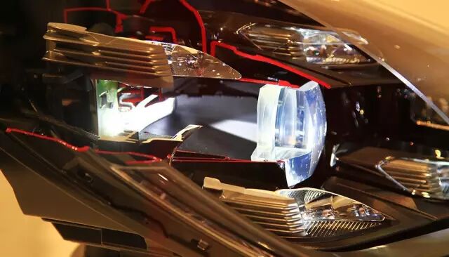 芝麻一样小的矩阵大灯，你见过么？