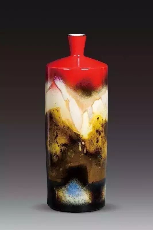 拓出一片新天地——著名艺术家柯和根色釉作品的现代性探索