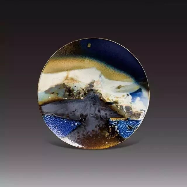 拓出一片新天地——著名艺术家柯和根色釉作品的现代性探索