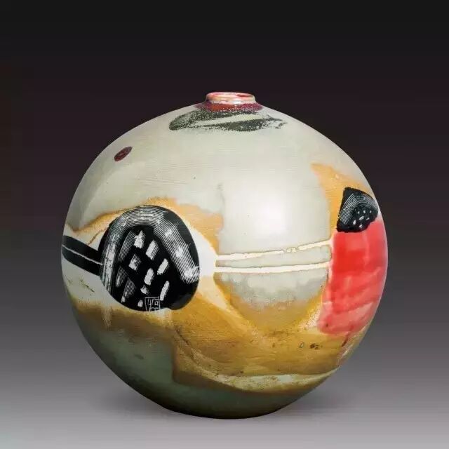 拓出一片新天地——著名艺术家柯和根色釉作品的现代性探索