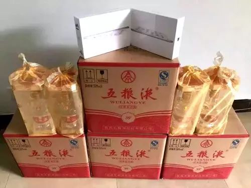 宜宾这些老板胆子好大哦，在街上乱拉人，没有