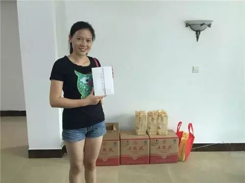 宜宾这些老板胆子好大哦，在街上乱拉人，没有