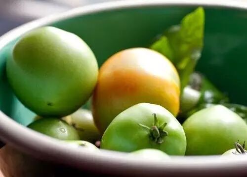 生姜吃发绿能吃不_生姜发绿能吃吗?_生姜吃发绿能变白吗