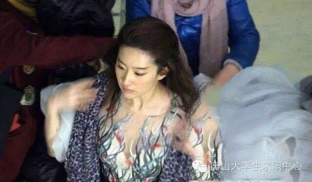 刘亦菲和杨洋来唐山拍电影啦!