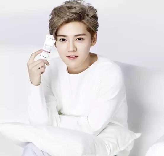 「兰蔻」“轻”使者-鹿晗演绎“轻”哲学