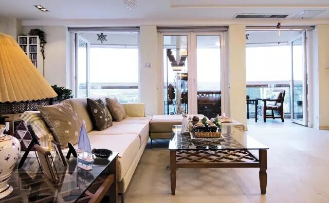 走马观灯 | 逃离繁华，从步入这个家开始