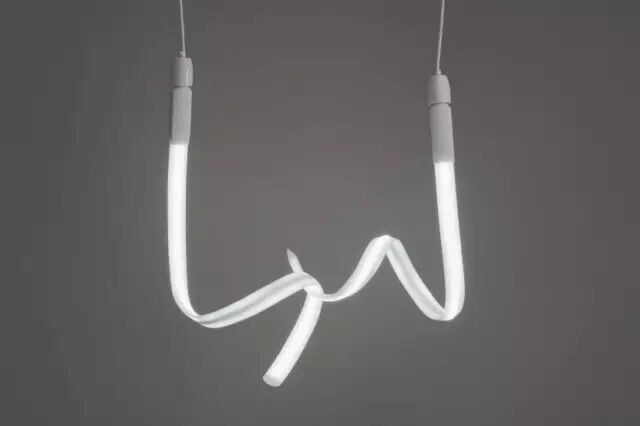 走马观灯｜这灯管可以随意折弯？活久见！