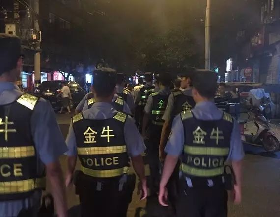 今天告诉你为啥成都那么多金牛座警察蜀黍