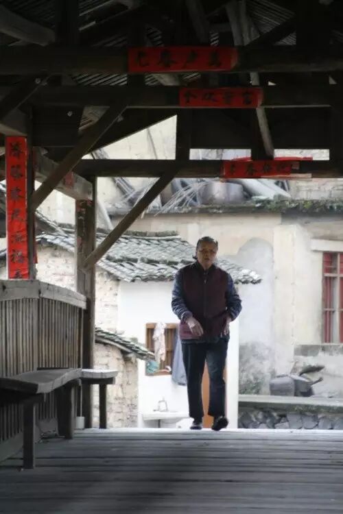 现实中的福建土楼，是不是和《大鱼海棠》一样美？