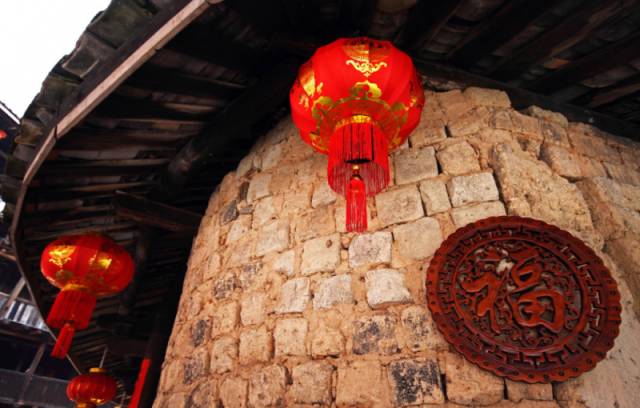 现实中的福建土楼，是不是和《大鱼海棠》一样美？