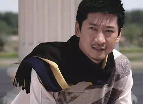 人物  周杰:那个从青春偶像沦落为表情包的男人