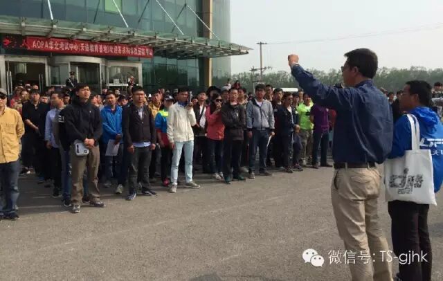 無(wú)人機(jī)駕駛培訓(xùn)--現(xiàn)代藍(lán)領(lǐng)首選！