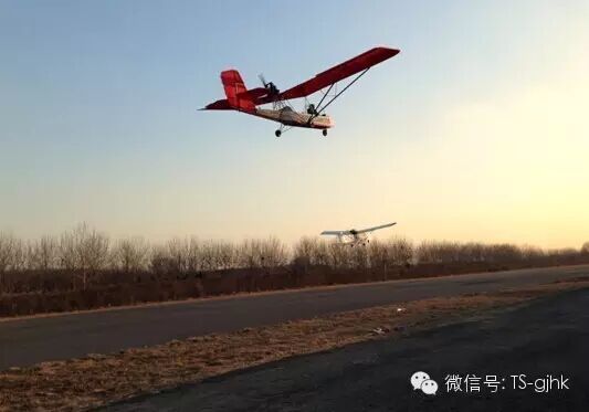 無人機(jī)駕駛培訓(xùn)--現(xiàn)代藍(lán)領(lǐng)首選！