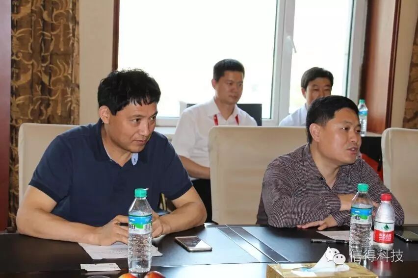 会谈期间,与会企业家山西大象马树春马总,安徽华卫赵卫平董事长,山东