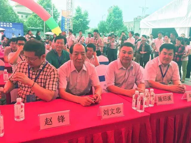 燃氣烤爐,旋轉爐,熱風循環爐,冷凍醒發箱,起酥機,組合爐-賽思達-世界級烘焙設備品牌