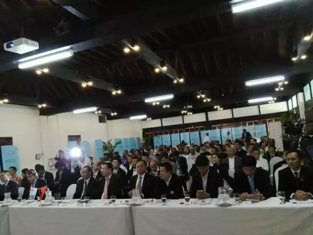 燃?xì)饪緺t,旋轉(zhuǎn)爐,熱風(fēng)循環(huán)爐,冷凍醒發(fā)箱,起酥機(jī),組合爐-賽思達(dá)-世界級烘焙設(shè)備品牌