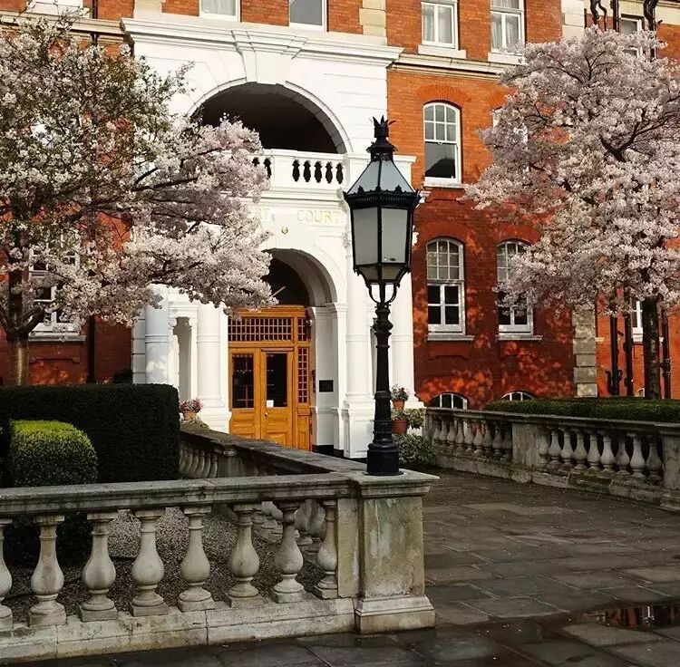 伦敦时间现在几点了_伦敦时间与北京时间对照表_伦敦时间